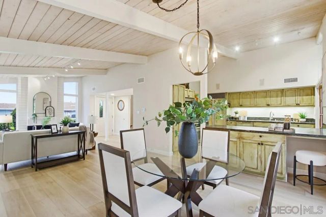 5145 San Aquario Dr, San Diego, CA 92109