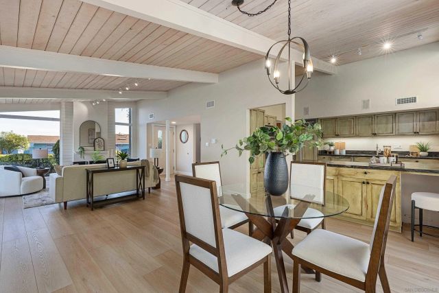 5145 San Aquario Dr, San Diego, CA 92109