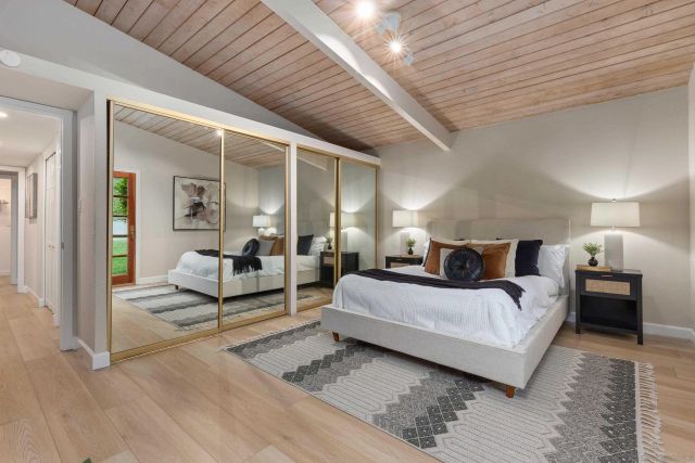 5145 San Aquario Dr, San Diego, CA 92109