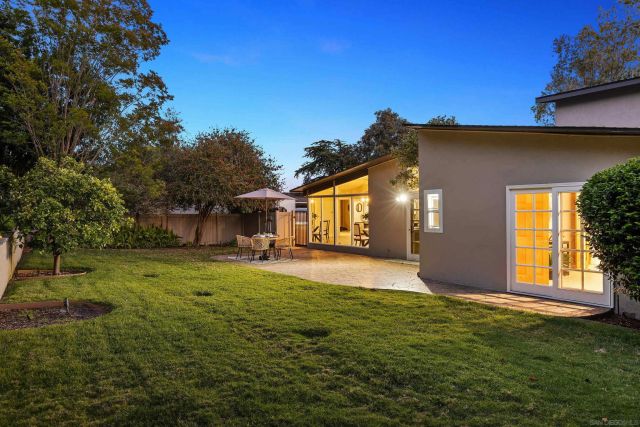 5145 San Aquario Dr, San Diego, CA 92109