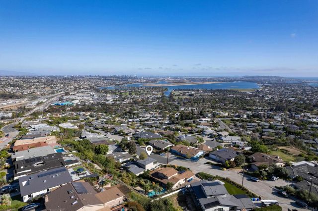 5145 San Aquario Dr, San Diego, CA 92109