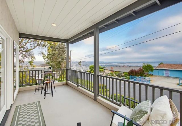 5145 San Aquario Dr, San Diego, CA 92109