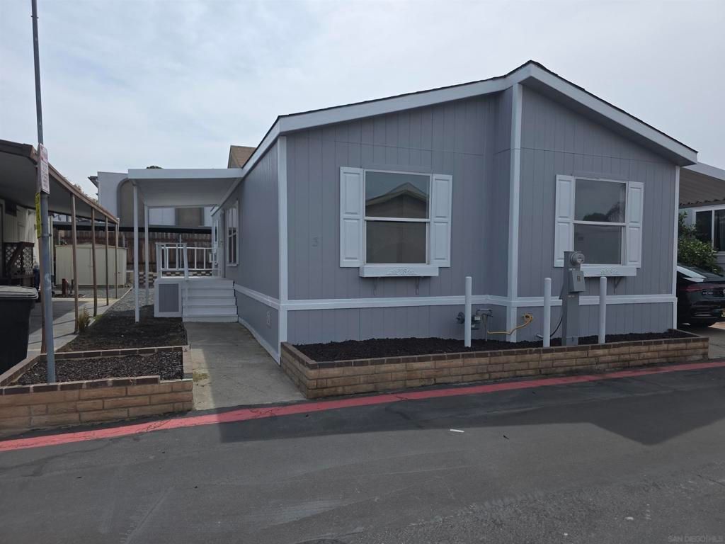 255 E BRADLEY AVE E 3, El Cajon, CA 92021 — photo 2