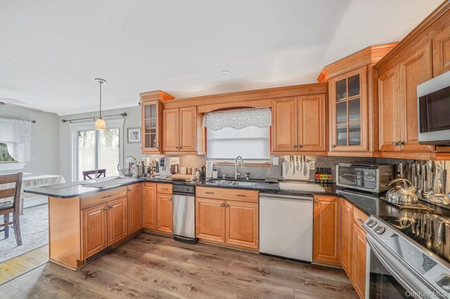 38 Groveland Park Boulevard, Sound Beach, NY 11789