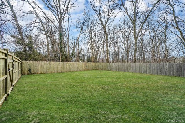 38 Groveland Park Boulevard, Sound Beach, NY 11789