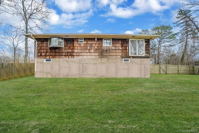 38 Groveland Park Boulevard, Sound Beach, NY 11789