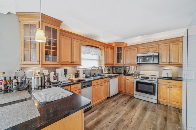 38 Groveland Park Boulevard, Sound Beach, NY 11789