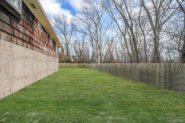 38 Groveland Park Boulevard, Sound Beach, NY 11789