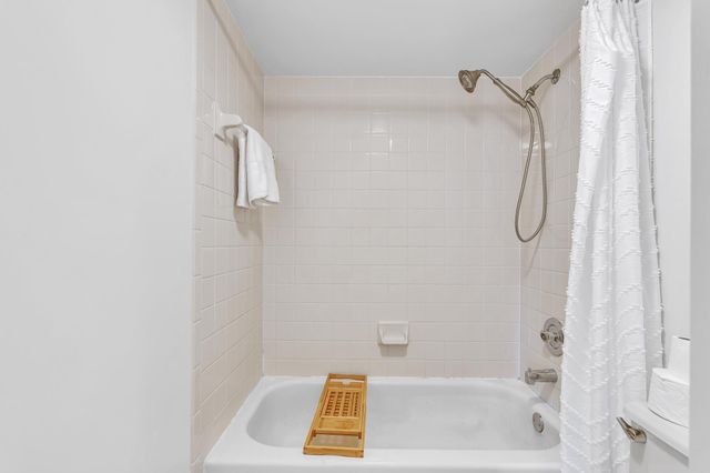 2961 SW 11th Place N, Deerfield Beach, FL 33442