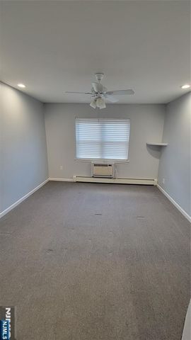 43 Knox Terrace 2B, Wayne, NJ 07470