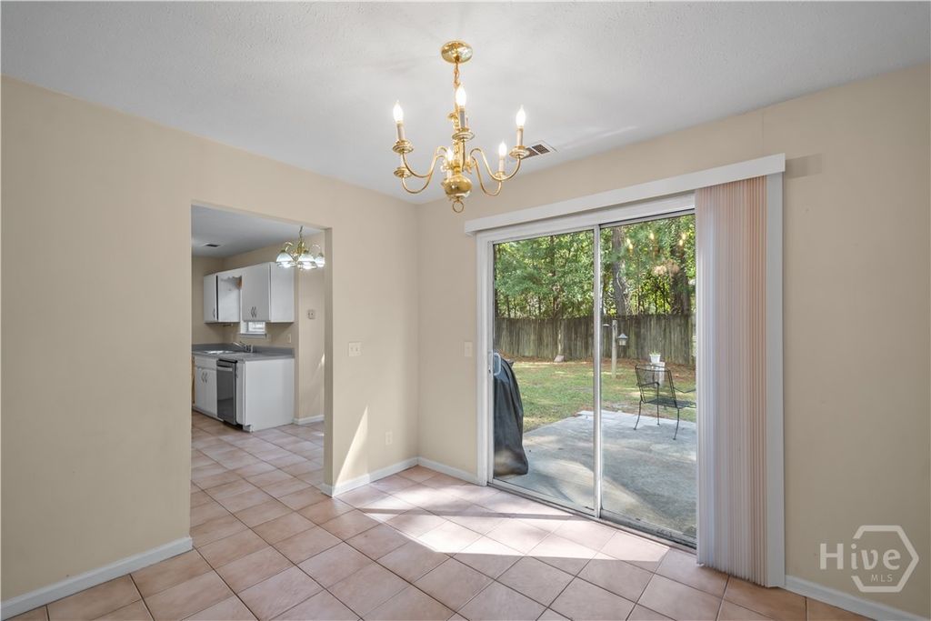 Image 12 of property listing at 145 Blue Heron Drive, Richmond Hill, GA 31324