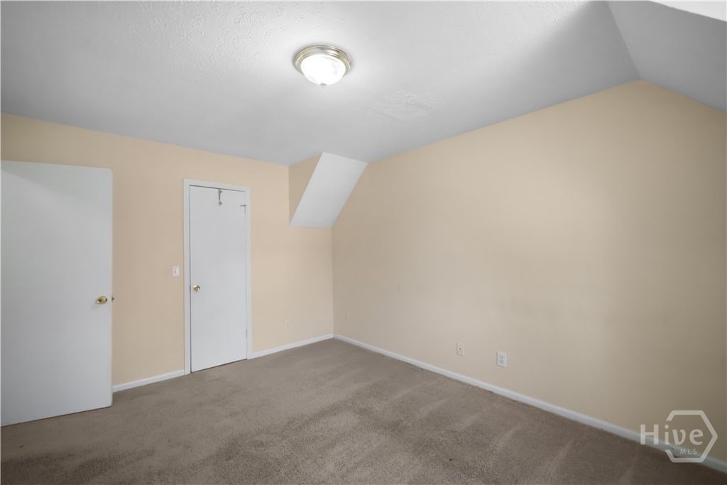Image 37 of property listing at 145 Blue Heron Drive, Richmond Hill, GA 31324