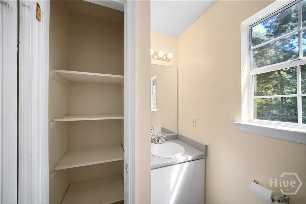 Image 39 of property listing at 145 Blue Heron Drive, Richmond Hill, GA 31324