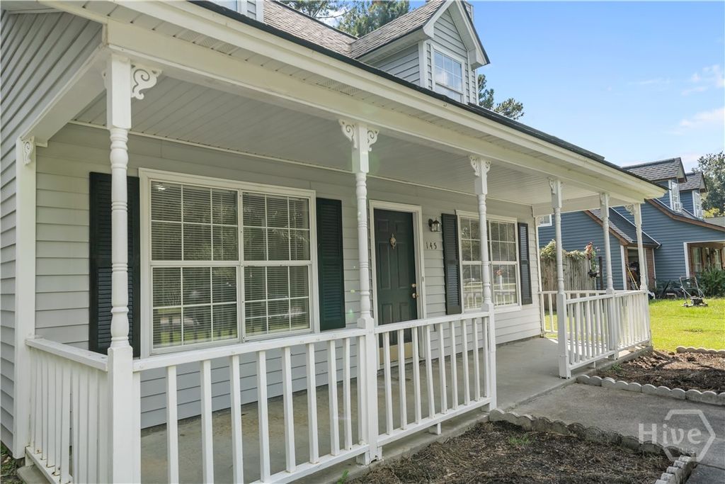 Image 4 of property listing at 145 Blue Heron Drive, Richmond Hill, GA 31324
