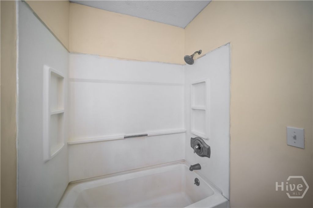 Image 41 of property listing at 145 Blue Heron Drive, Richmond Hill, GA 31324