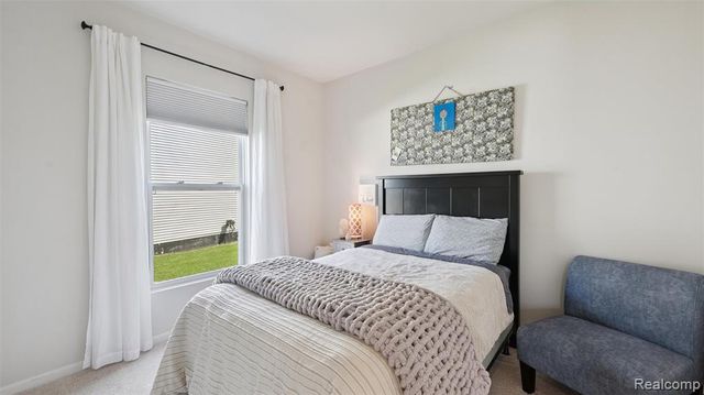 193 Coppice Way, White Lake, MI 48386