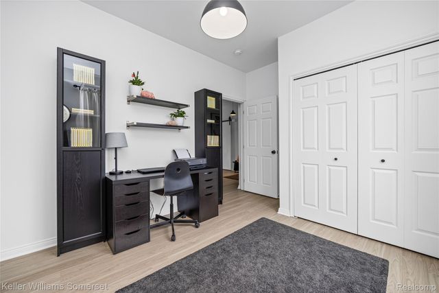 328 Hidden River E, Holly Township, MI 48442
