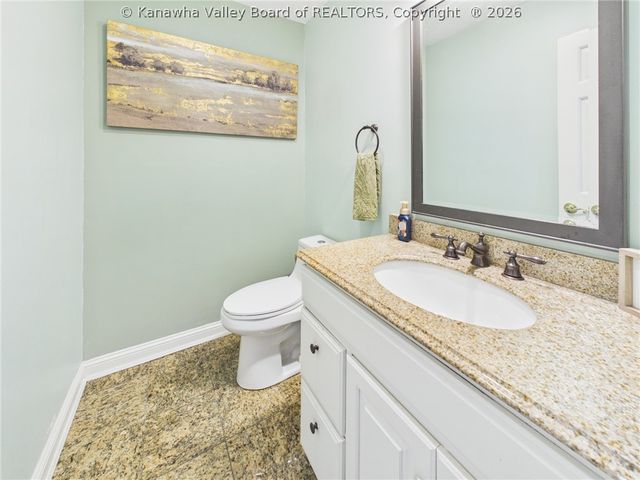 416 Arrowhead Drive, Hurricane, WV 25526