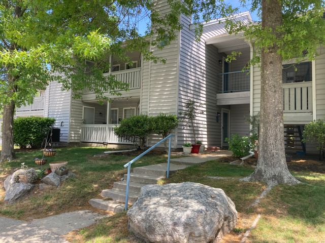 110 Leafwood Lane 190, Groton, CT 06340