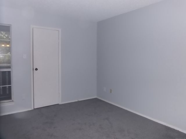 110 Leafwood Lane 190, Groton, CT 06340