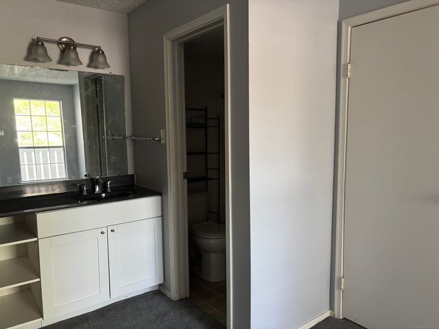 110 Leafwood Lane 190, Groton, CT 06340