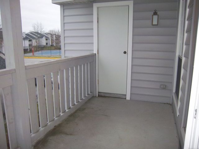 110 Leafwood Lane 190, Groton, CT 06340
