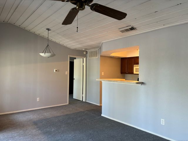 110 Leafwood Lane 190, Groton, CT 06340
