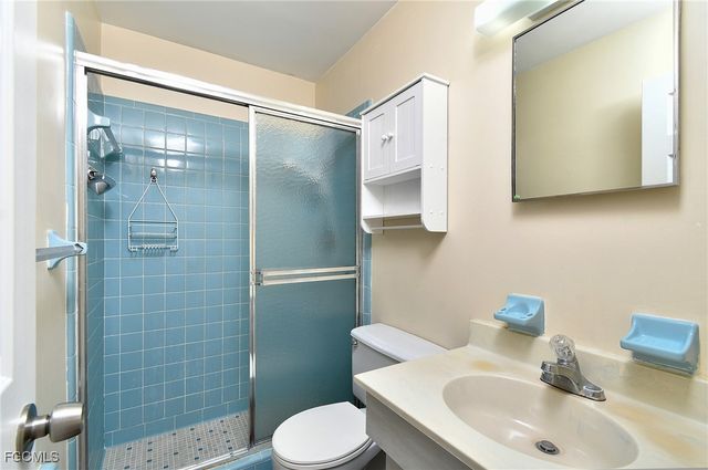 13 Hamlin CT, Lehigh Acres, FL 33936