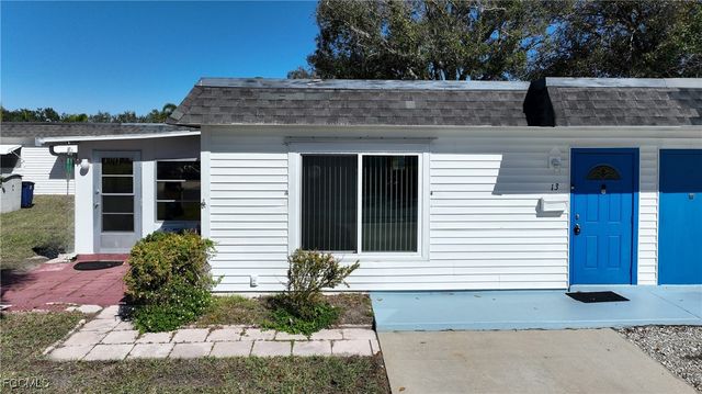 13 Hamlin CT, Lehigh Acres, FL 33936