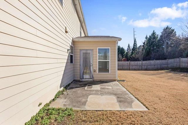 3500 Graham Way, Lilburn, GA 30047