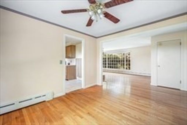 45 Indian Hill Rd, Worcester, MA 01606