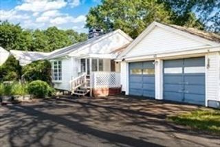 45 Indian Hill Rd, Worcester, MA 01606
