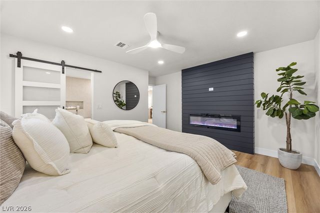 1242 Campbell Drive, Las Vegas, NV 89102