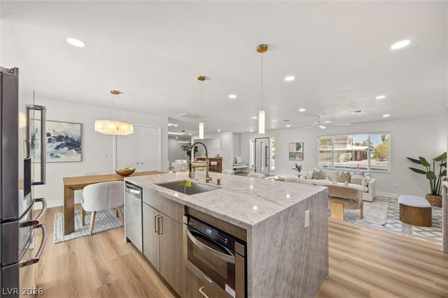 1242 Campbell Drive, Las Vegas, NV 89102