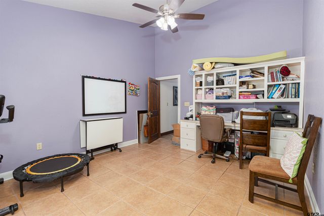 20761 County Road 3302, Brownsboro, TX 75756