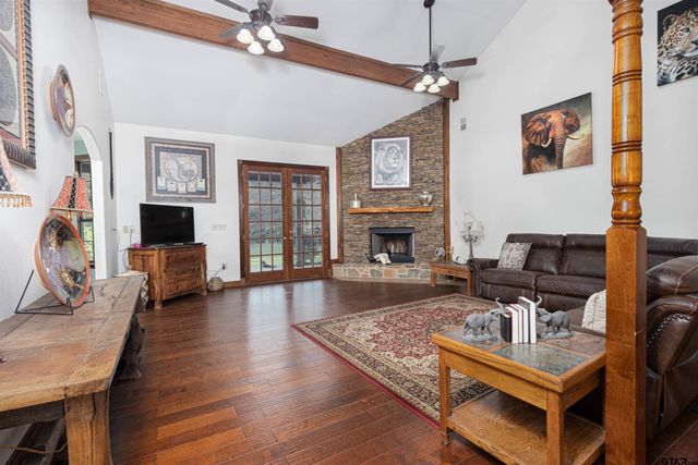 20761 County Road 3302, Brownsboro, TX 75756