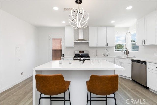 5968 Gardendale, South Gate, CA 90280