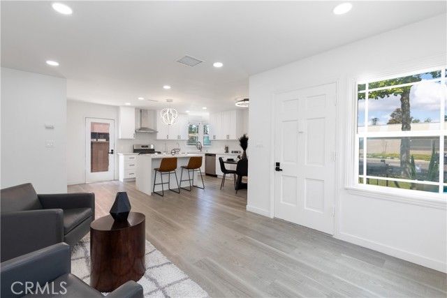 5968 Gardendale, South Gate, CA 90280