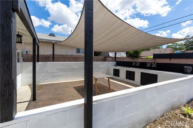 5968 Gardendale, South Gate, CA 90280