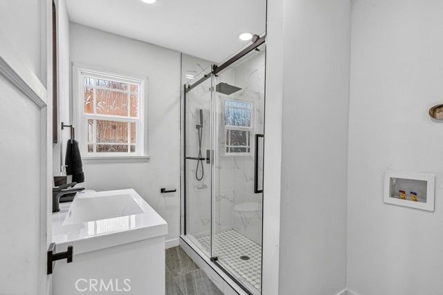 5968 Gardendale, South Gate, CA 90280