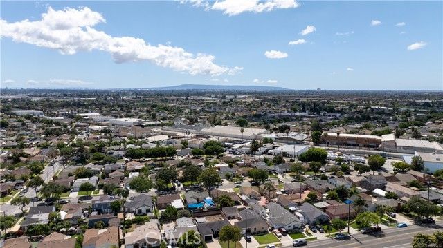 5968 Gardendale, South Gate, CA 90280