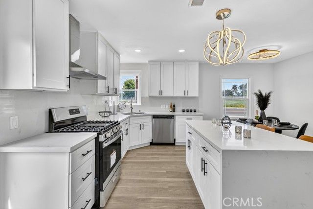 5968 Gardendale, South Gate, CA 90280