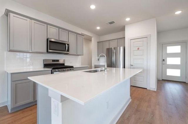 10805 Meris LN, Austin, TX 78754