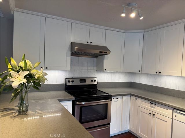 1 Cresta Verde Drive, Rolling Hills Estates, CA 90274