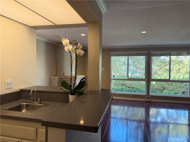 1 Cresta Verde Drive, Rolling Hills Estates, CA 90274