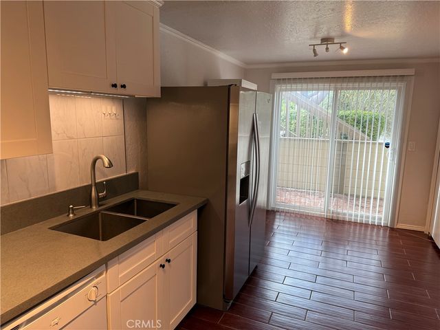 1 Cresta Verde Drive, Rolling Hills Estates, CA 90274