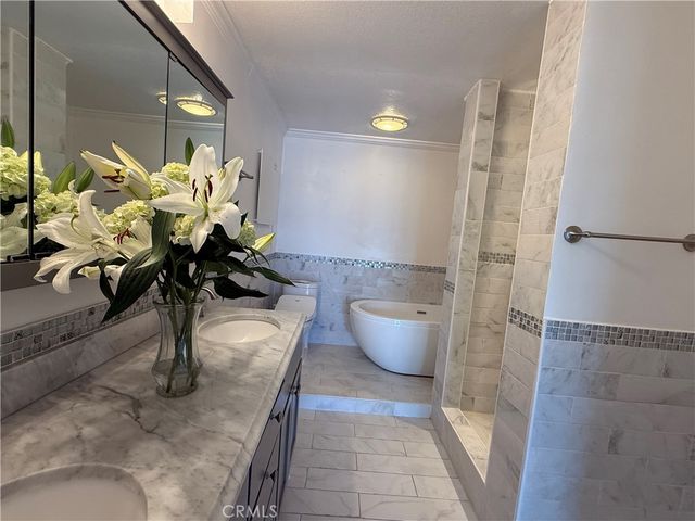 1 Cresta Verde Drive, Rolling Hills Estates, CA 90274