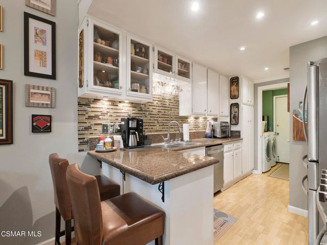 24829 Apple Street E, Newhall, CA 91321