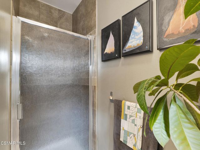 24829 Apple Street E, Newhall, CA 91321