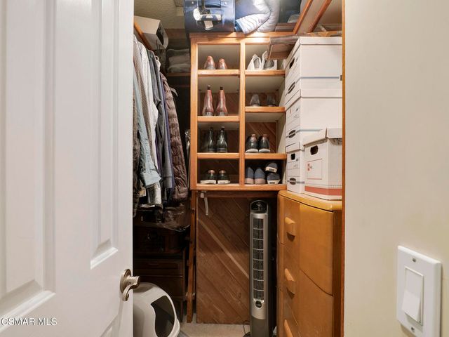 24829 Apple Street E, Newhall, CA 91321